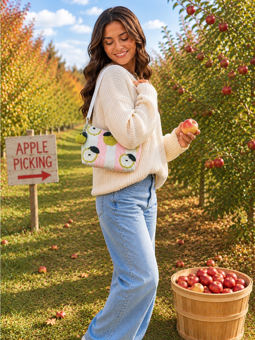 NWT 🍎 Beaded Apple Mini Shoulder Bag | Fall Apple Picking Purse | Coquette Y2K